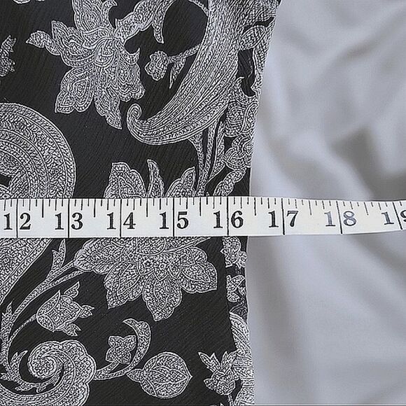 Planet silk crêpe chiffon monochromatic paisley ruffle blouse size M - Picture 10 of 11